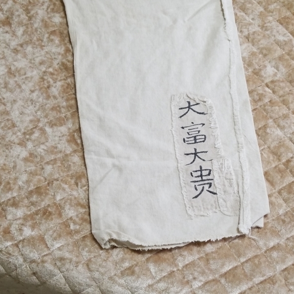 Pants - Picture 3 of 5